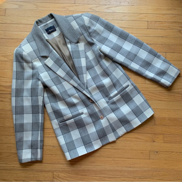Vintage Allure Plaid Oversized Blazer (size S-M) - Picture 2 of 5